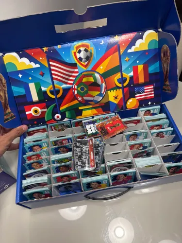LOTE FIGURINHA REPETIDA PRA REVENDA - 961 unidades | Copa do Mundo 2026 - PANINI