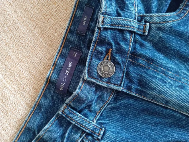 Calça Mom Semi Nova