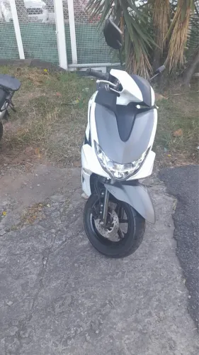 Yamaha fluo 125 até 12 vezes no cartão 