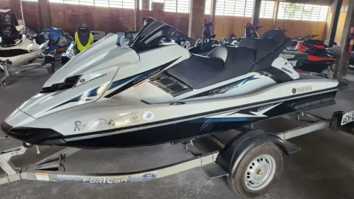 JET SKI YAMAHA FX CRUISER SVHO 1.8 ANO 2015. Valor  80.000mil