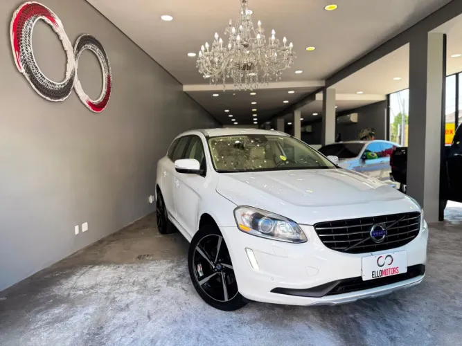 Volvo XC-60 XC 60 T-5 Dynamic 2.0 FWD Turbo Gasolina 4P AUT 2014