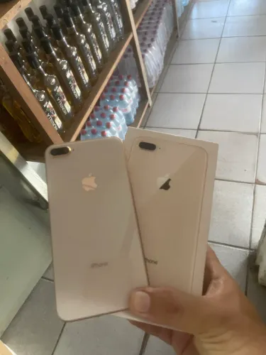 Aiphone 8 Plus 64 gigas