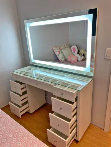Penteadeira Moderna em Móveis Modulados