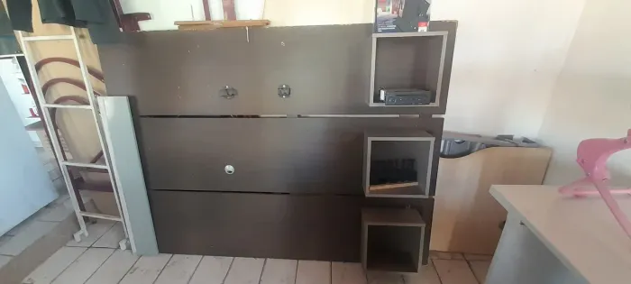 Vendo painel pra TVs de até 50 polegadas