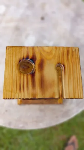 Suporte de vinho e mesa de centro de madeira!