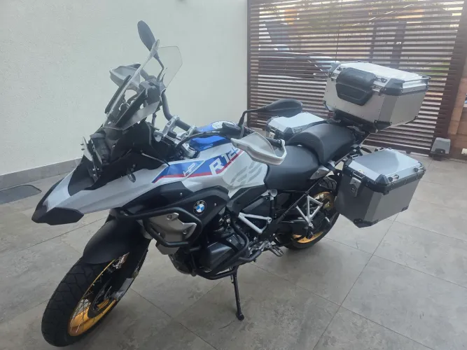 Moto BMW R1250GS PREMIUM, único dono, super nova, 4,3 mil km rodados. IMPERDÍVEL!!