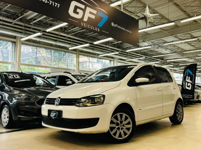 Volkswagen Fox 1.0 MI Total Flex 8V 5P 2014
