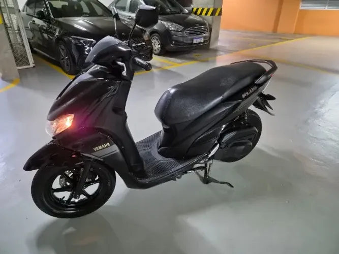 Yamaha Fluo 2023 125cc Preta - Nunca Caiu / Revisões em Dia