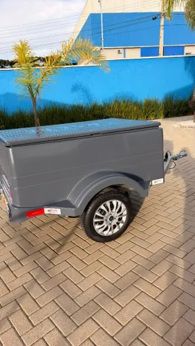CARRETINHA BAÚ PRONTA ENTREGA 0Km 100% nova