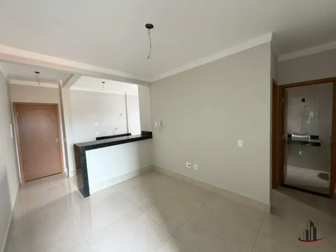 Apartamento 2 quartos, 1 suíte, cozinha americana, sala com sacada, 1 vaga, lavanderia