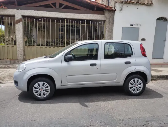 Fiat Uno Vivace/rua 1.0 EVO Fire Flex 8V 5P 2013