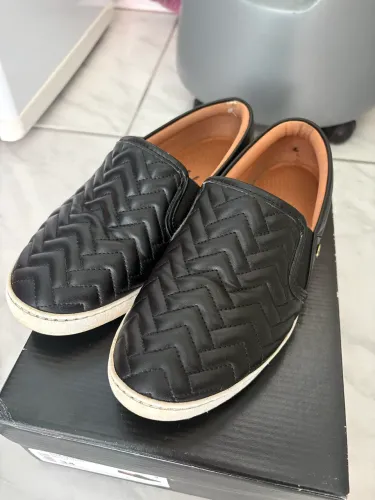 Tênis preto vizzano
