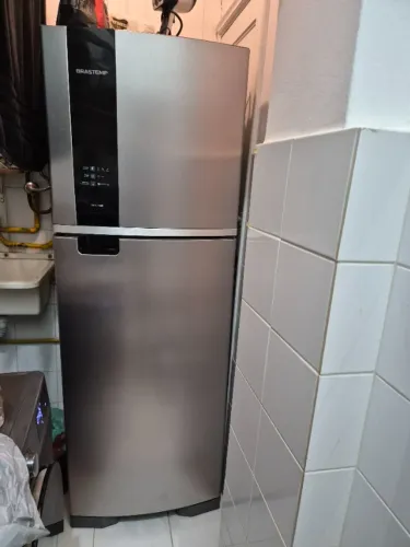 Geladeira Brastemp Frost Free Duplex 375 litros cor Inox com Espaço Adapt- BRM45JK 110V