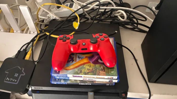 Ps4 slim 1tb desbloqueado