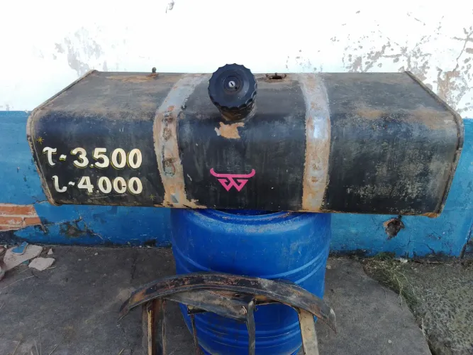 Tanque de combustível completo 