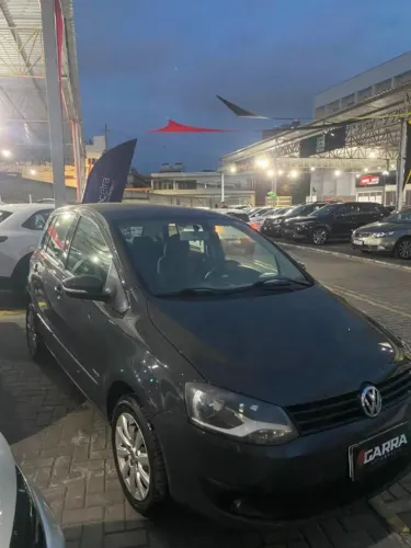 Volkswagen Fox 1.0 MI Total Flex 8V 5P 2010