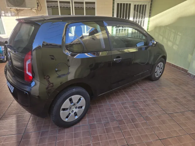 Volkswagen Up! Take 1.0 Total Flex 12V 5P 2015