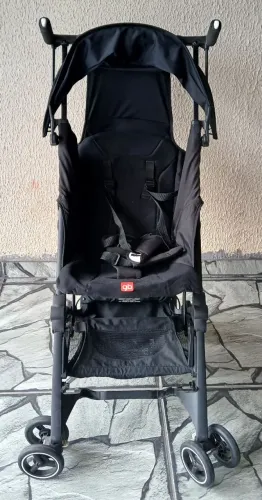 Vende-se carrinho de passeio GB Pockit