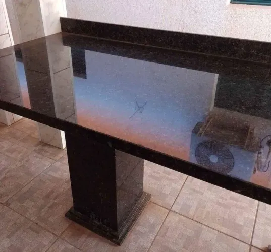 MESA DE GRANITO
