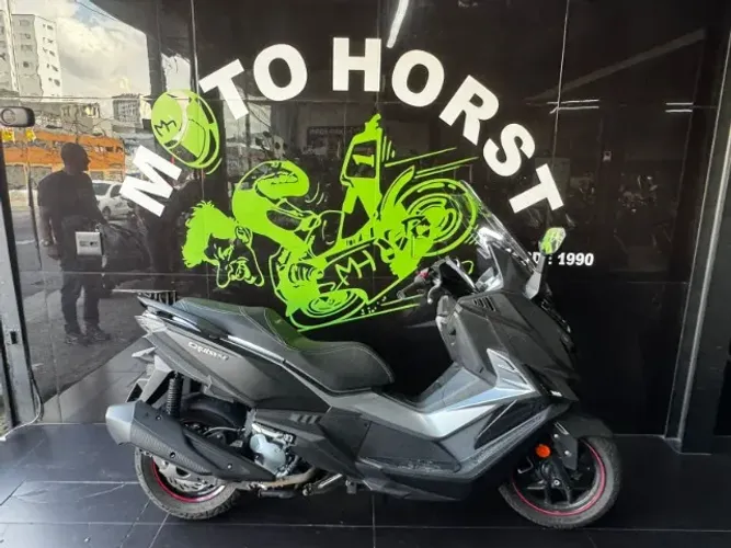 Dafra Cruisym 300 2024