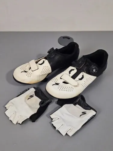 Sapatilha + Luvas Specialized
