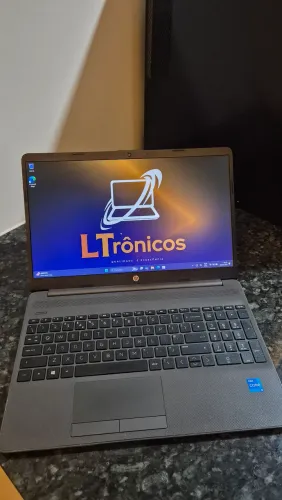Notebook HP 250 G8 + 512GB SSD