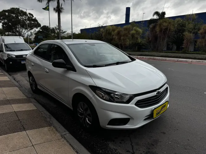 Chevrolet Onix JOY Hatch 1.0 8V Flex Mec. 4P 2021