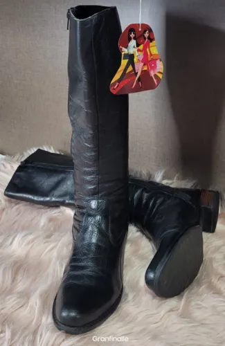 Bota de Couro, Marca Compasso, Tamanho n.º 36, Cano Alto 40cm