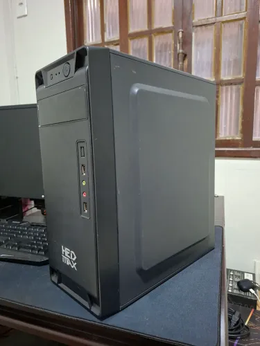 VENDO COMPUTADOR PARA ESTUDOS E TRABALHOS BÁSICOS!!!