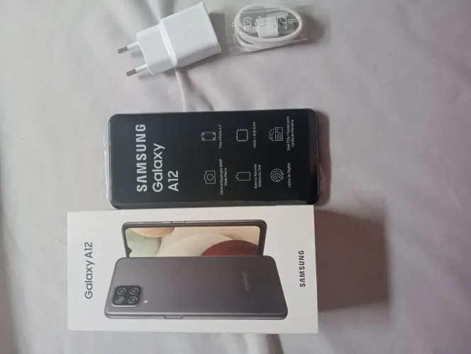 Vendo um Celular Samsung Galaxy A12