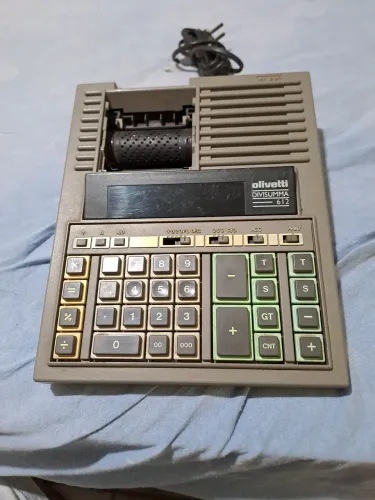 Calculadora Olivetti antiga