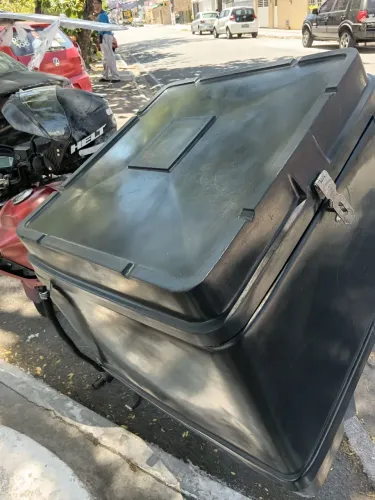 Vendo Baú 90 Lts