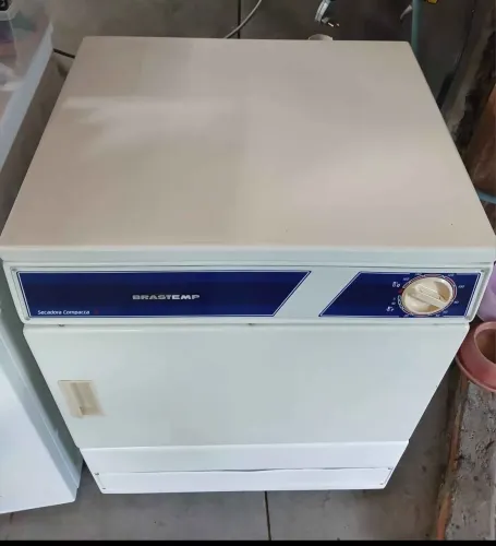 Vendo secadora brastenp 10kg modelo antigo 