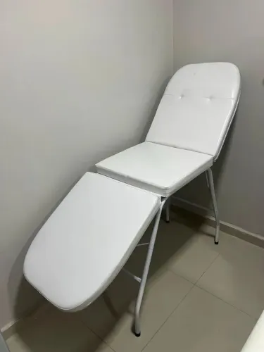 Vendo Maca, ela pode ser usada em clínicas e salões de beleza. reclinável 