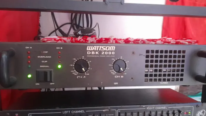 Amplificador De Potência Ciclotron Wattsom DBK 2000 - Excelente Estado