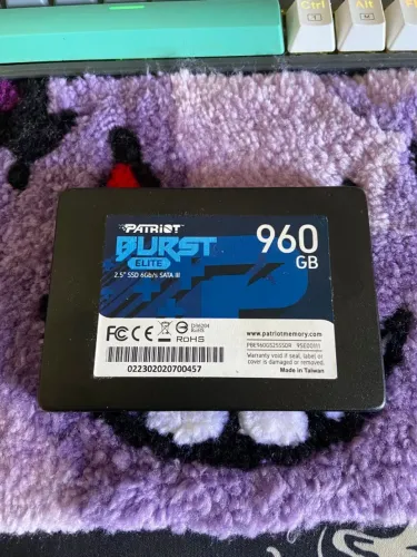SSD Patriot 1TB SATA III - Usado em Bom Estado