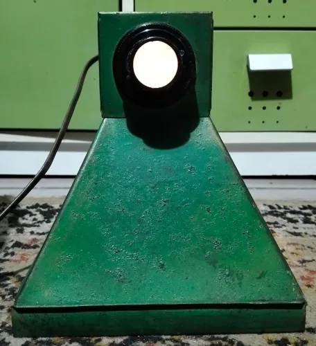 Projetor Antigo Slides Película Lzk Bajka Funciona Luz Raro Vintage