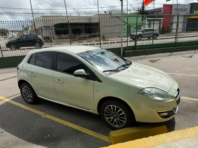 Fiat Bravo Essence 1.8 Flex 16V 5P 2016