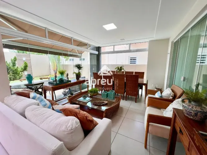 Casa de Alto Padrão à Venda | Condomínio West Side Boulevard | Candelária | Natal/RN