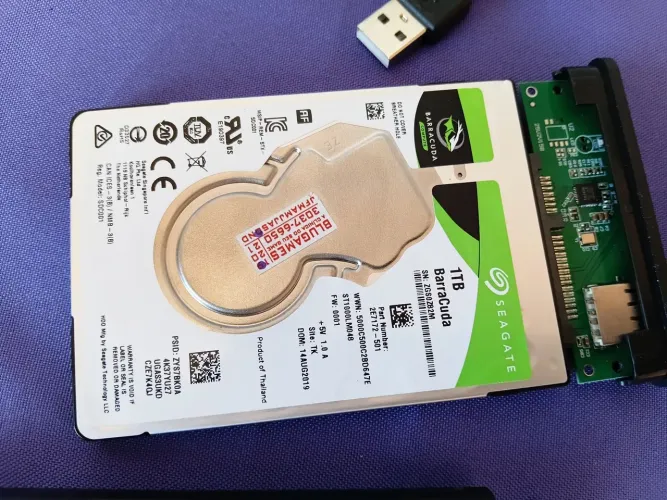 Hd 1 tb seagate ótimo estado