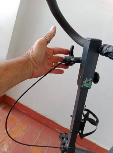 Bicicleta ergométrica top leve