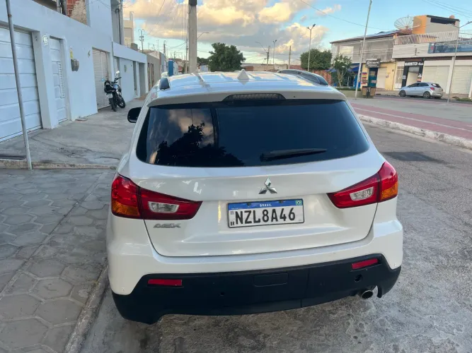 Mitsubishi ASX 2.0 16V 160cv Aut. 2012