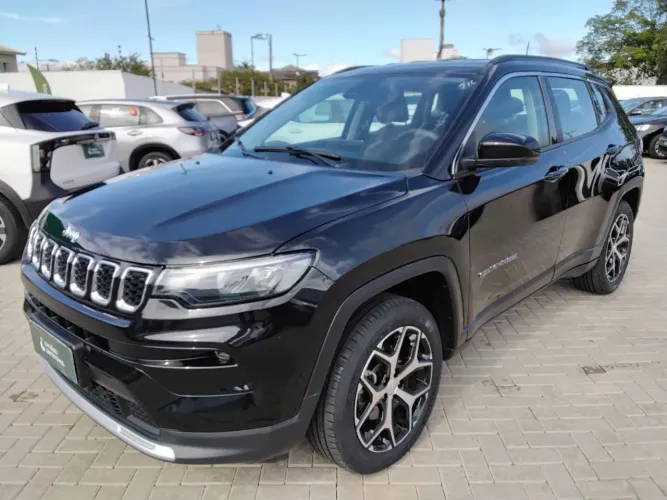 Jeep Compass Long. T270 1.3 TB 4X2 Flex AUT 2026