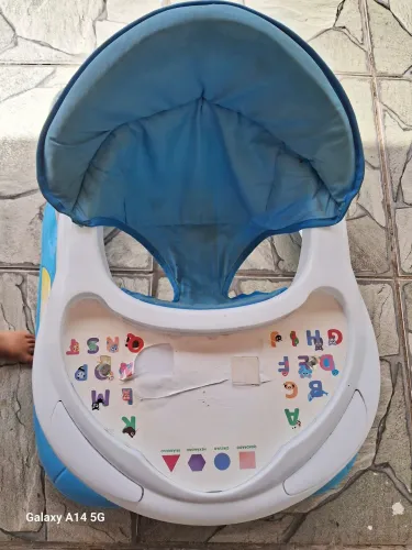 Andador de bebê 