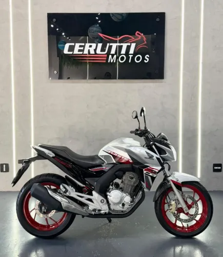 Honda Twister 250 2021 - Impecavel