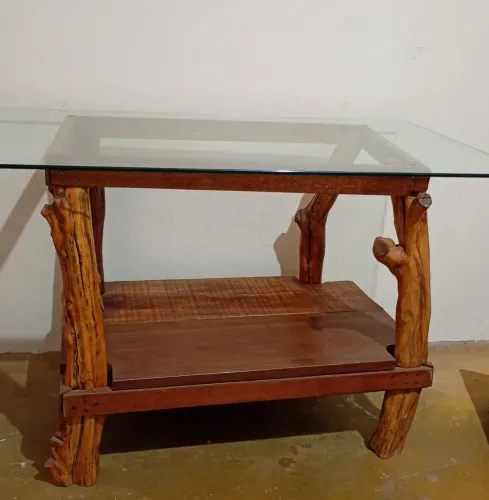 VENDO MESA DE VIDRO/MADEIRA