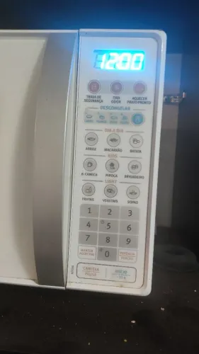 Microondas Eletrolux 20 l