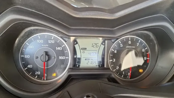 Moto Yamaha XMAX 250 cc 2.164 kms originais - Zerada