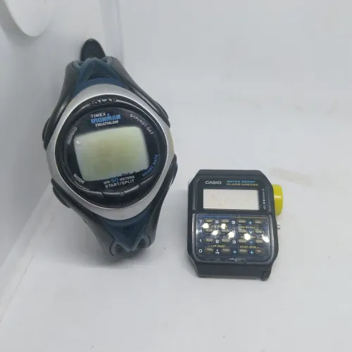 Relógio digital Casio calculadora e Timex Iron man no estado