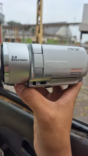Filmadora Handycam DCR-SR100